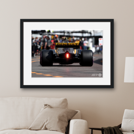 "Jolyon Palmer Renault R.S.17" Andrej Isaković, 2017. / 19